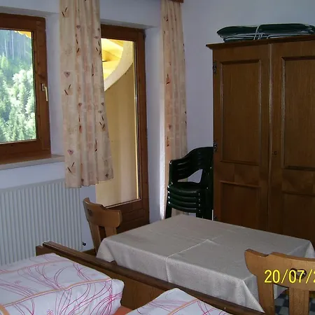 Haus Heimat Hochstaffl Guest house *