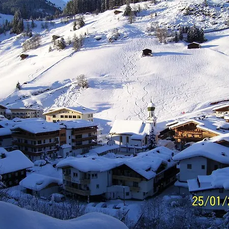 Guest house Haus Heimat Hochstaffl